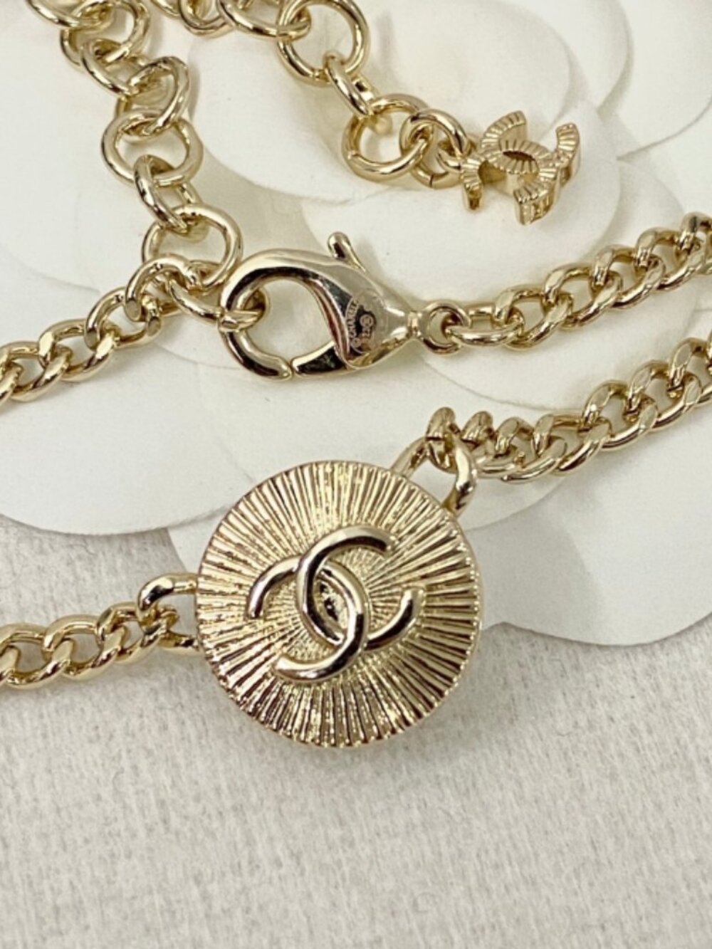 Chanel Necklace - Picture 6 of 6